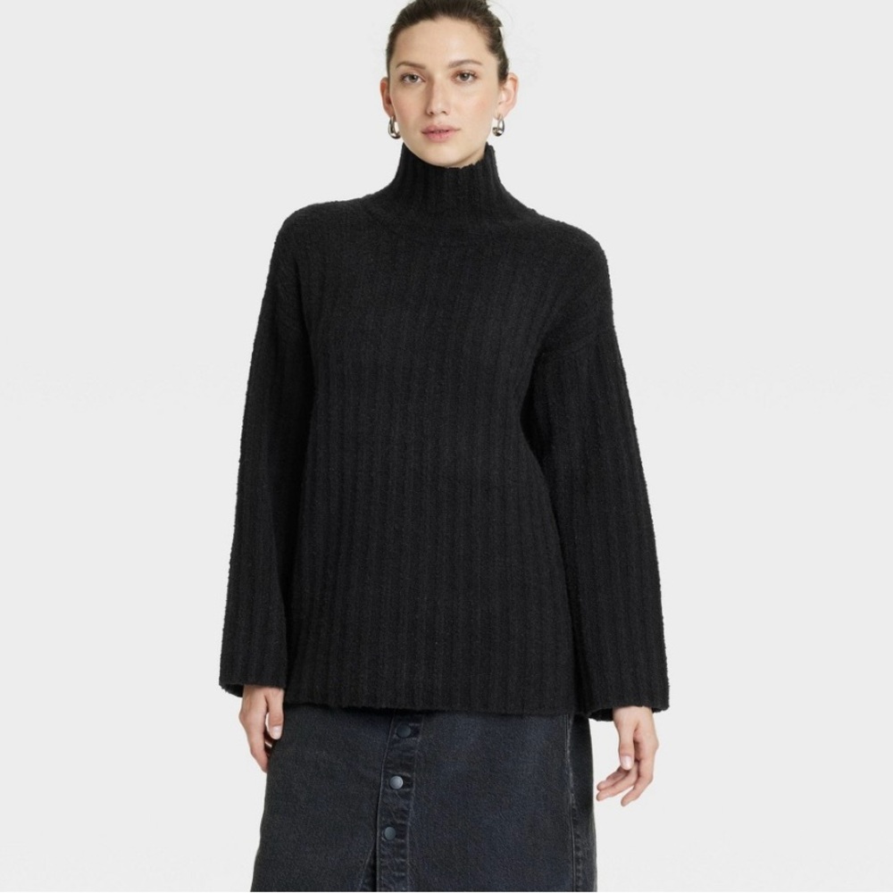 NWT
Women's Turtleneck
Tunic Pullover
Sweater Universal
Thread Black L